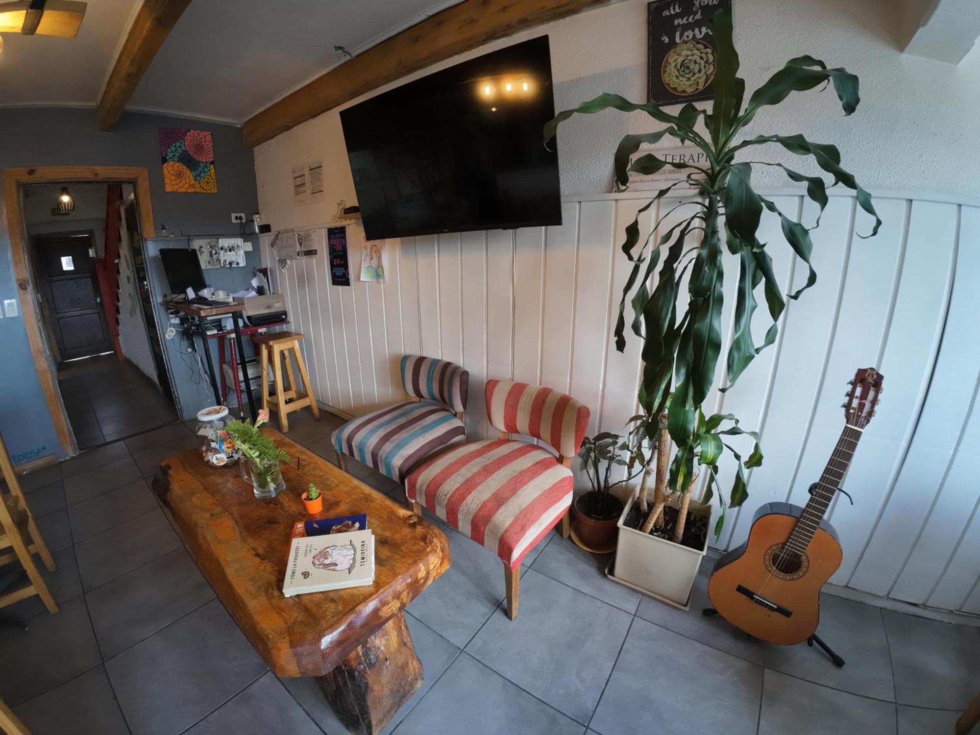Temiscira Hostel San Carlos de Bariloche Ngoại thất bức ảnh