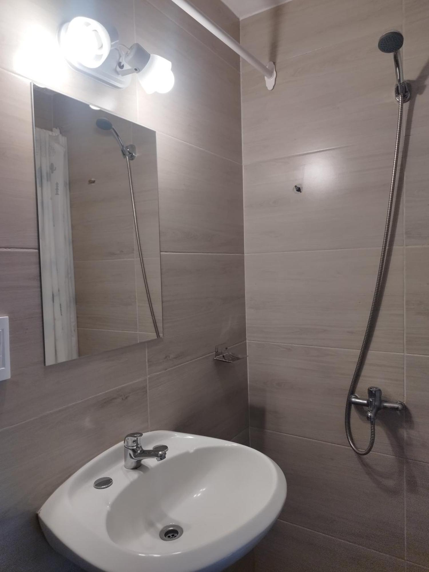 Temiscira Hostel San Carlos de Bariloche Ngoại thất bức ảnh