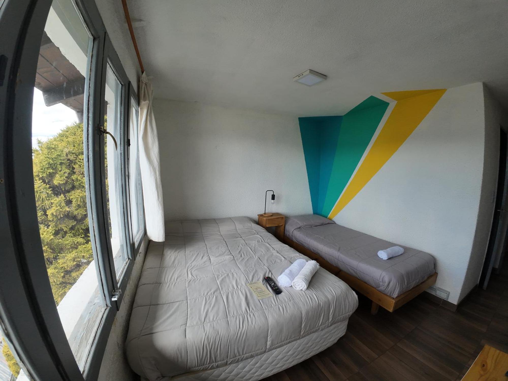 Temiscira Hostel San Carlos de Bariloche Ngoại thất bức ảnh