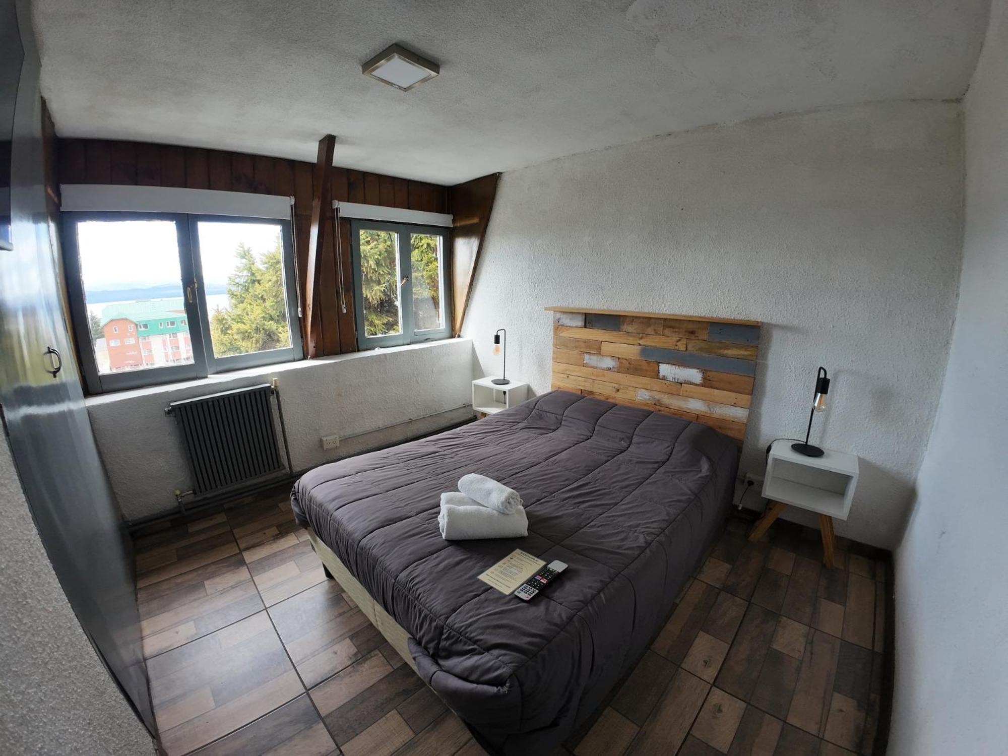 Temiscira Hostel San Carlos de Bariloche Ngoại thất bức ảnh